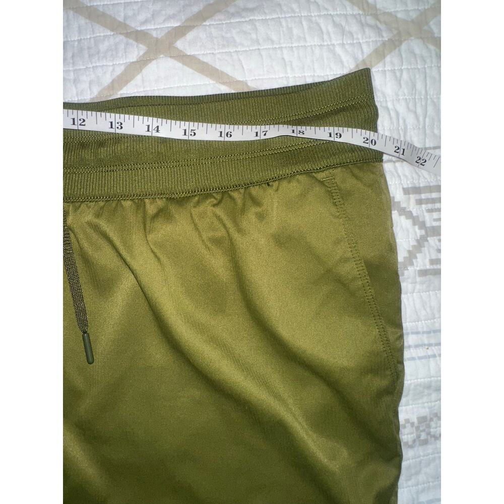 The North Face Women’s XXL Olive Green Pull On Hiking Running Shorts - Picture 6 of 11